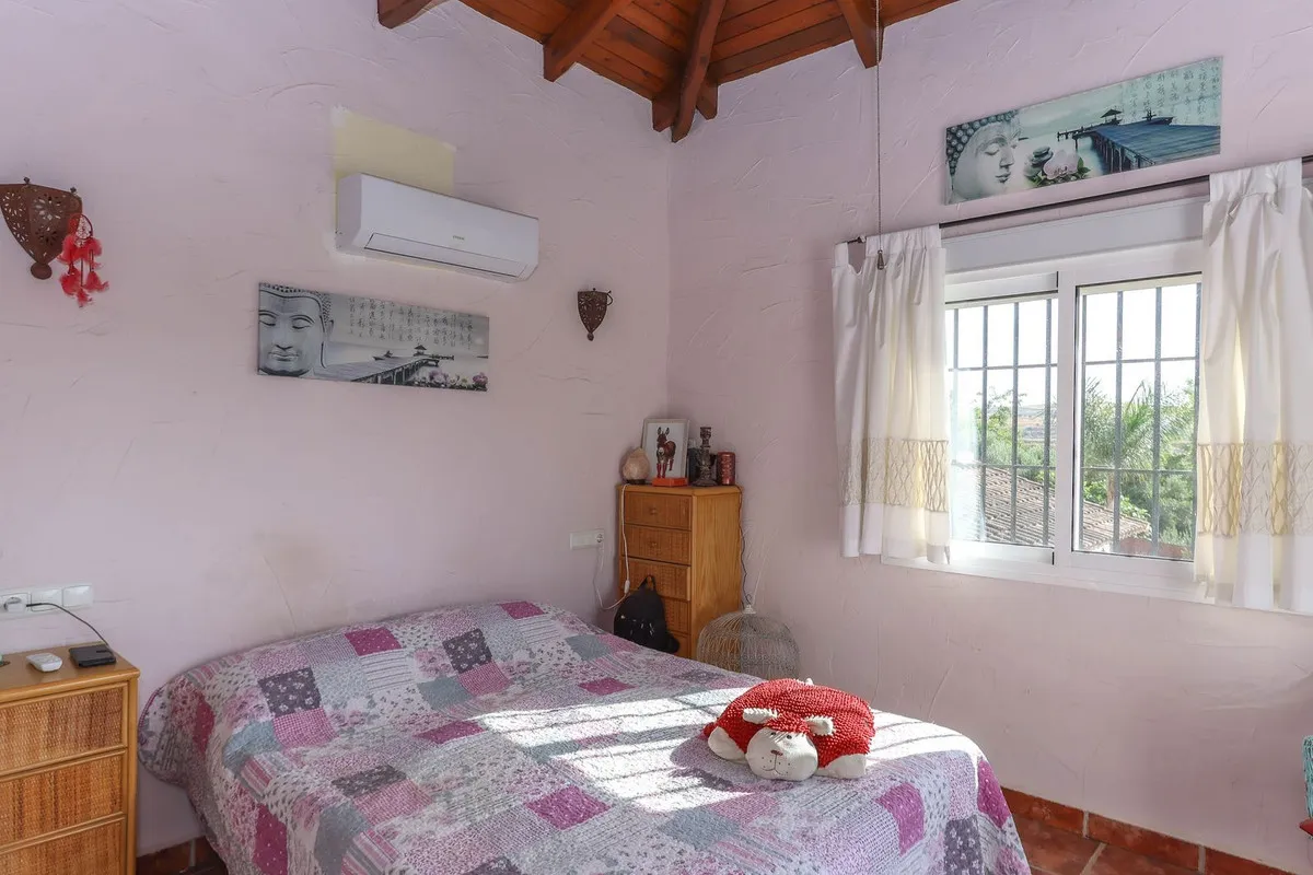 e3fa471a-fb78-47e5-ab38-f13beb64158a