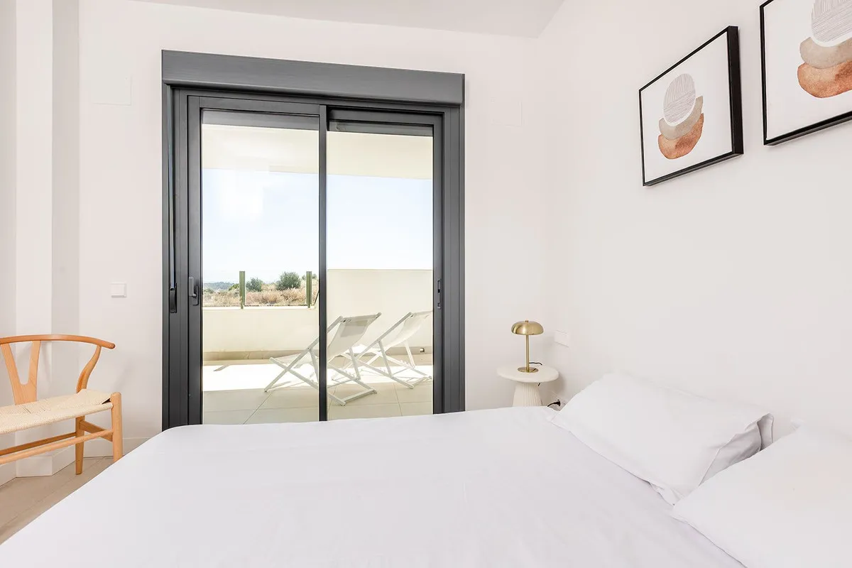 5b4e3aba-94da-4727-9d26-ab3cd5767395