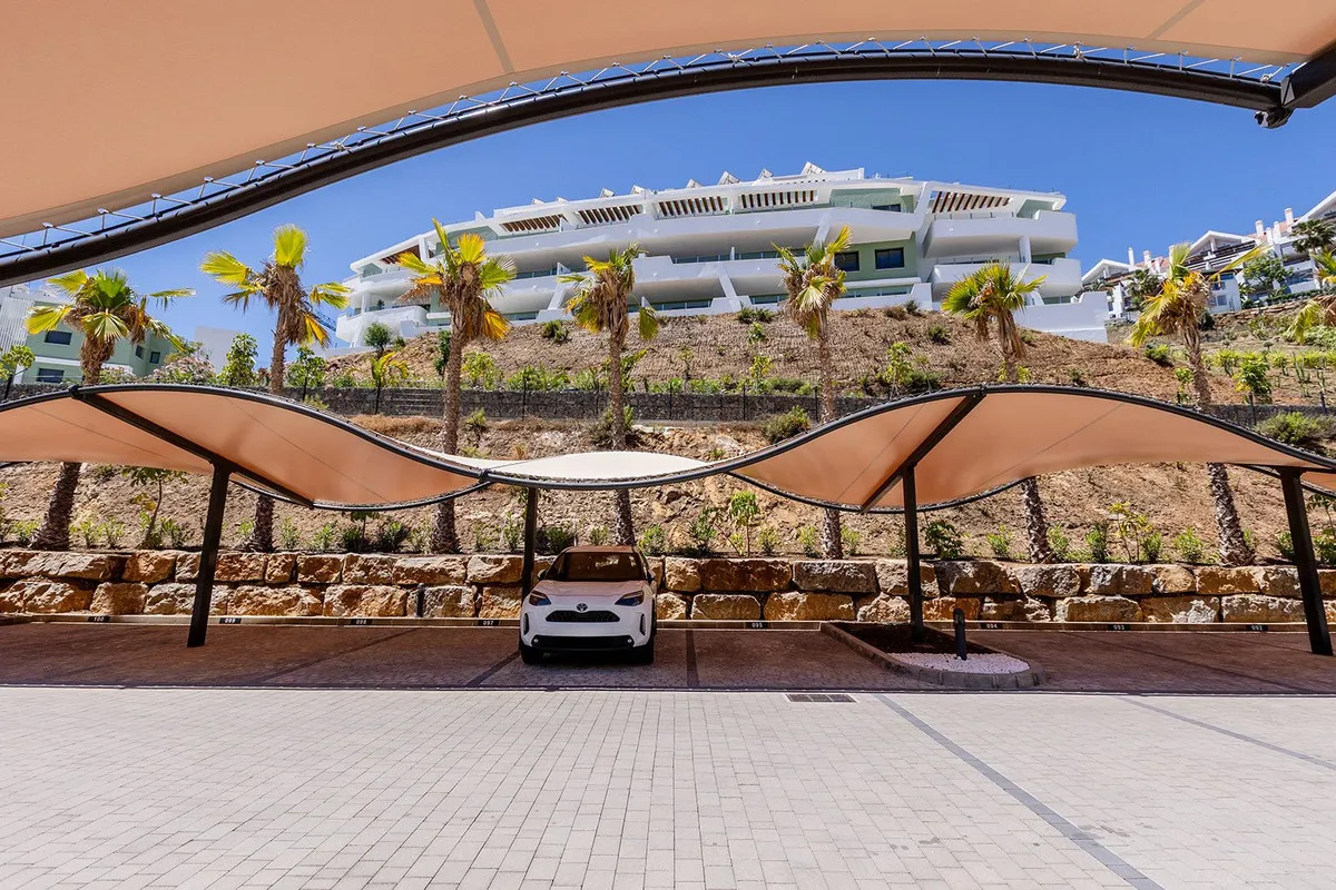 a15171d9-e1b8-4878-a0dc-f1f84cdba668