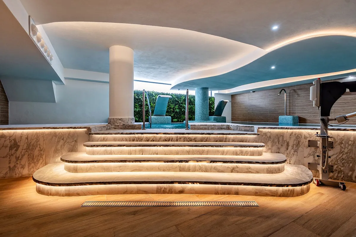 a54c7972-c062-4bf7-8c6e-019af5241010