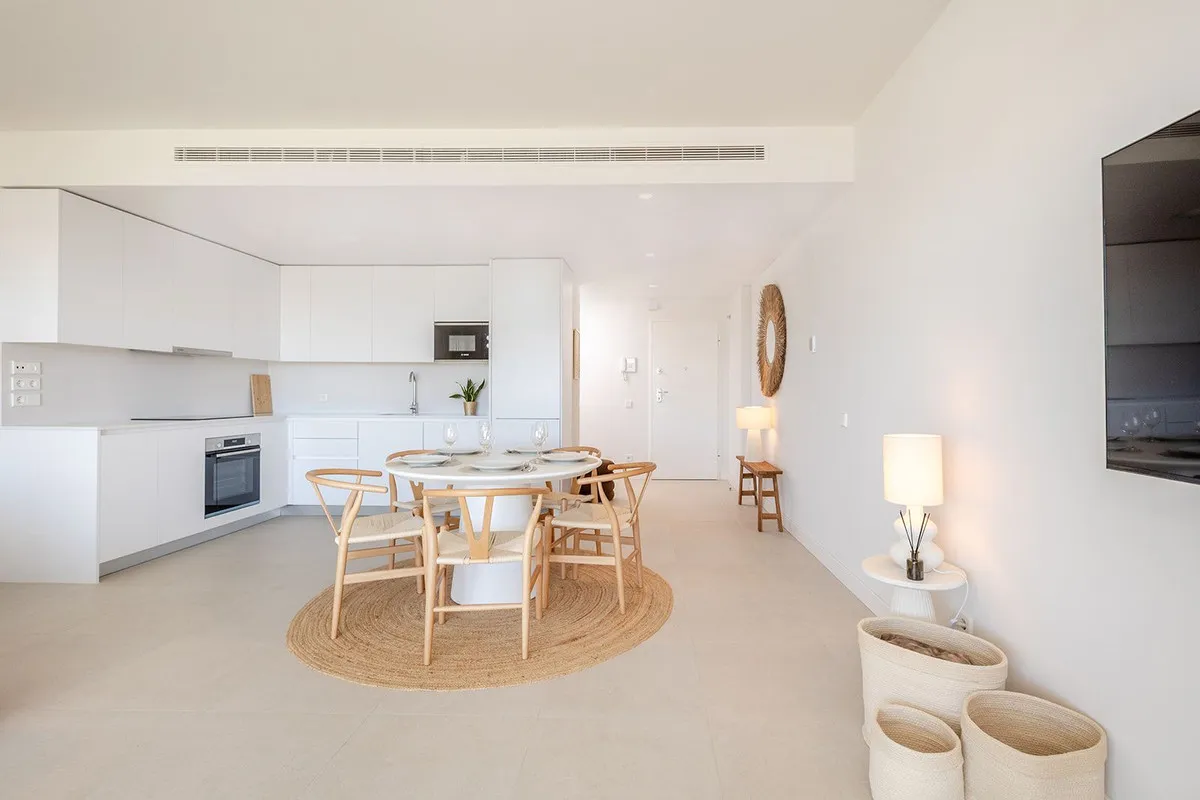 ad9181f8-4ba1-44e4-a899-4630d41d9b5c