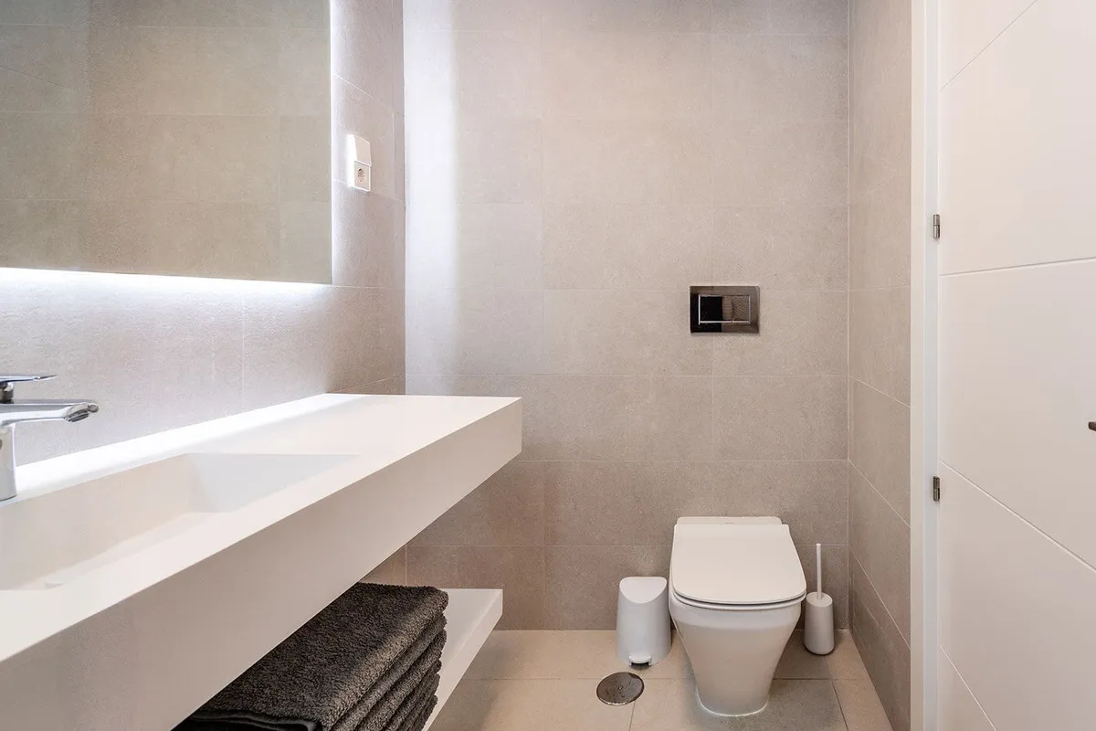 bb70ab4c-6c0e-454a-92a0-d9ae42bde97c