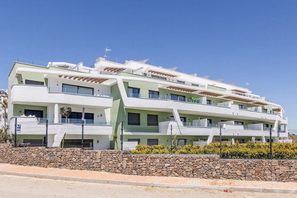 c374bec7-e277-4f0c-99ed-ffa1f46032a2