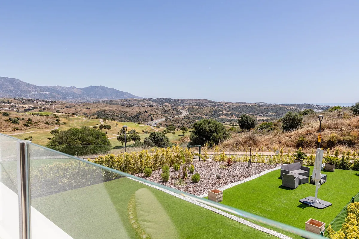 e5c7e5f8-51e9-450e-825f-00a8cc1f0a72