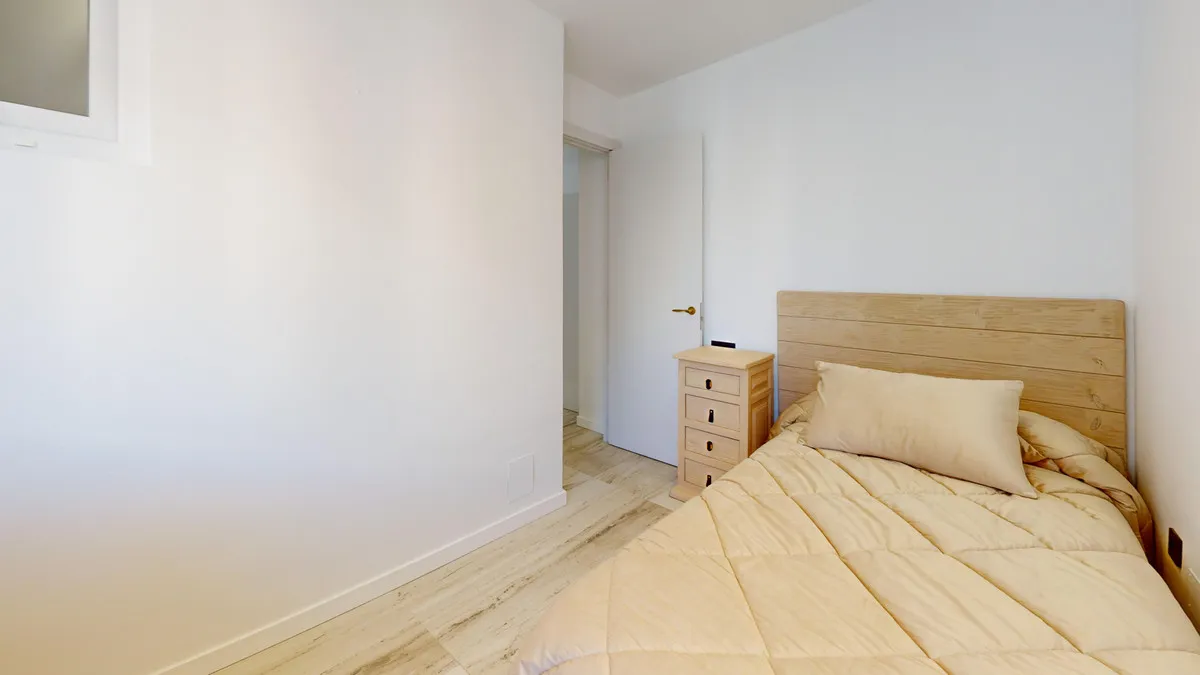 b9b5226c-b84a-4716-a575-c50768790ac7