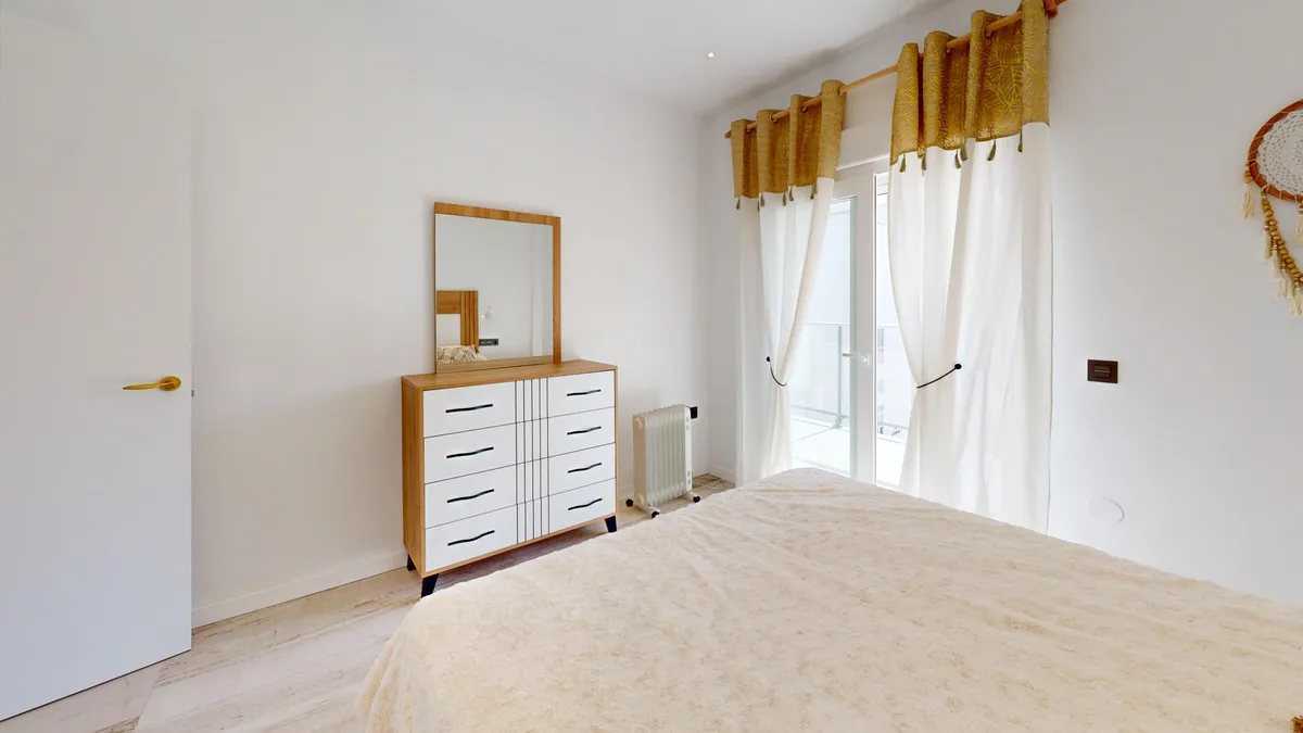 e06fab9d-215f-421b-9020-08a711846e78