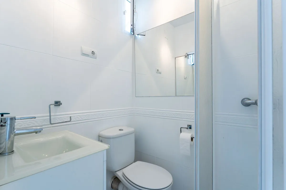 9f5dcbb7-ddb7-4d50-8f89-a7e59fd1b7ce