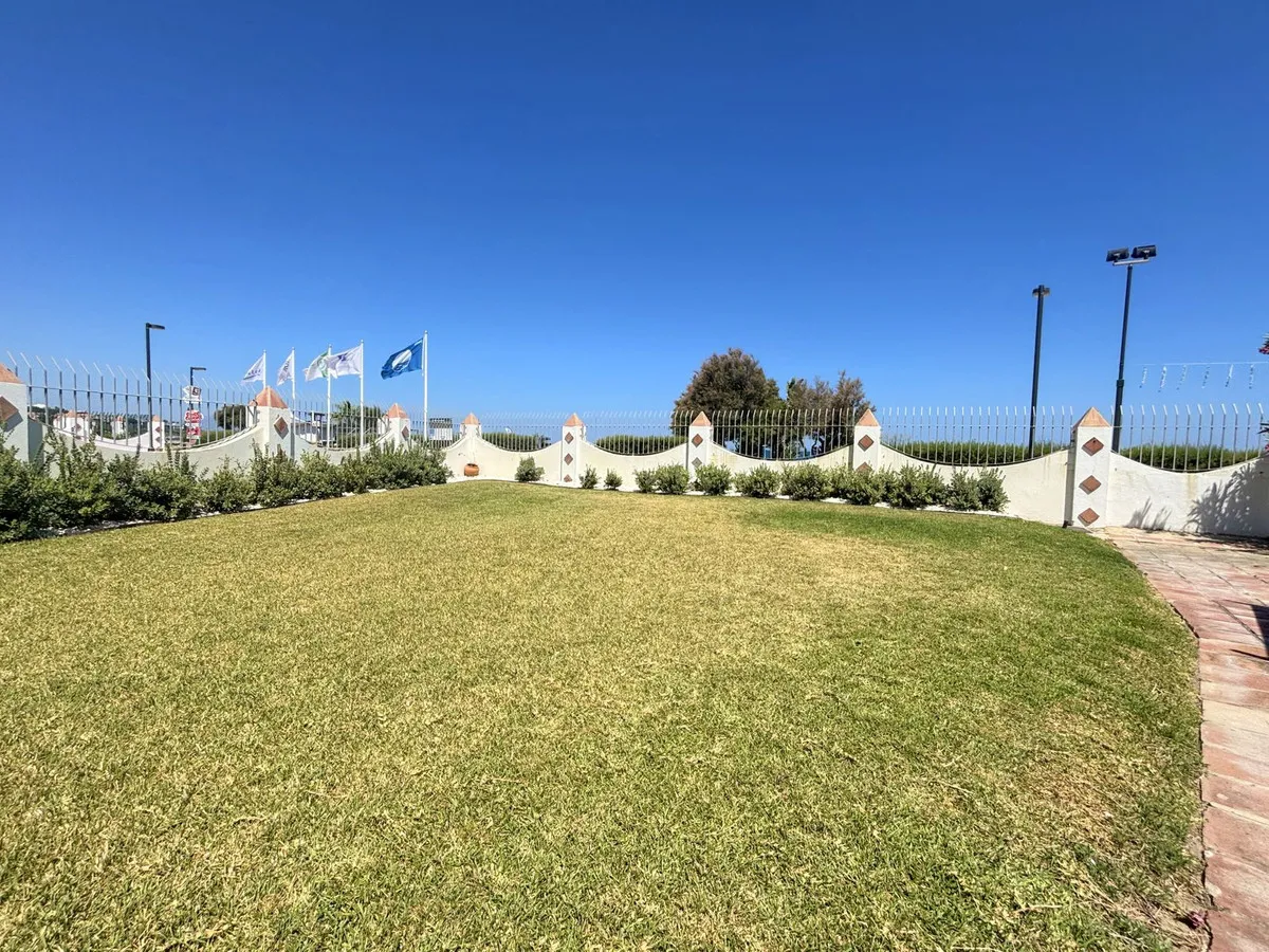 25d827d7-28c9-48cb-949a-a69652ecf1b7