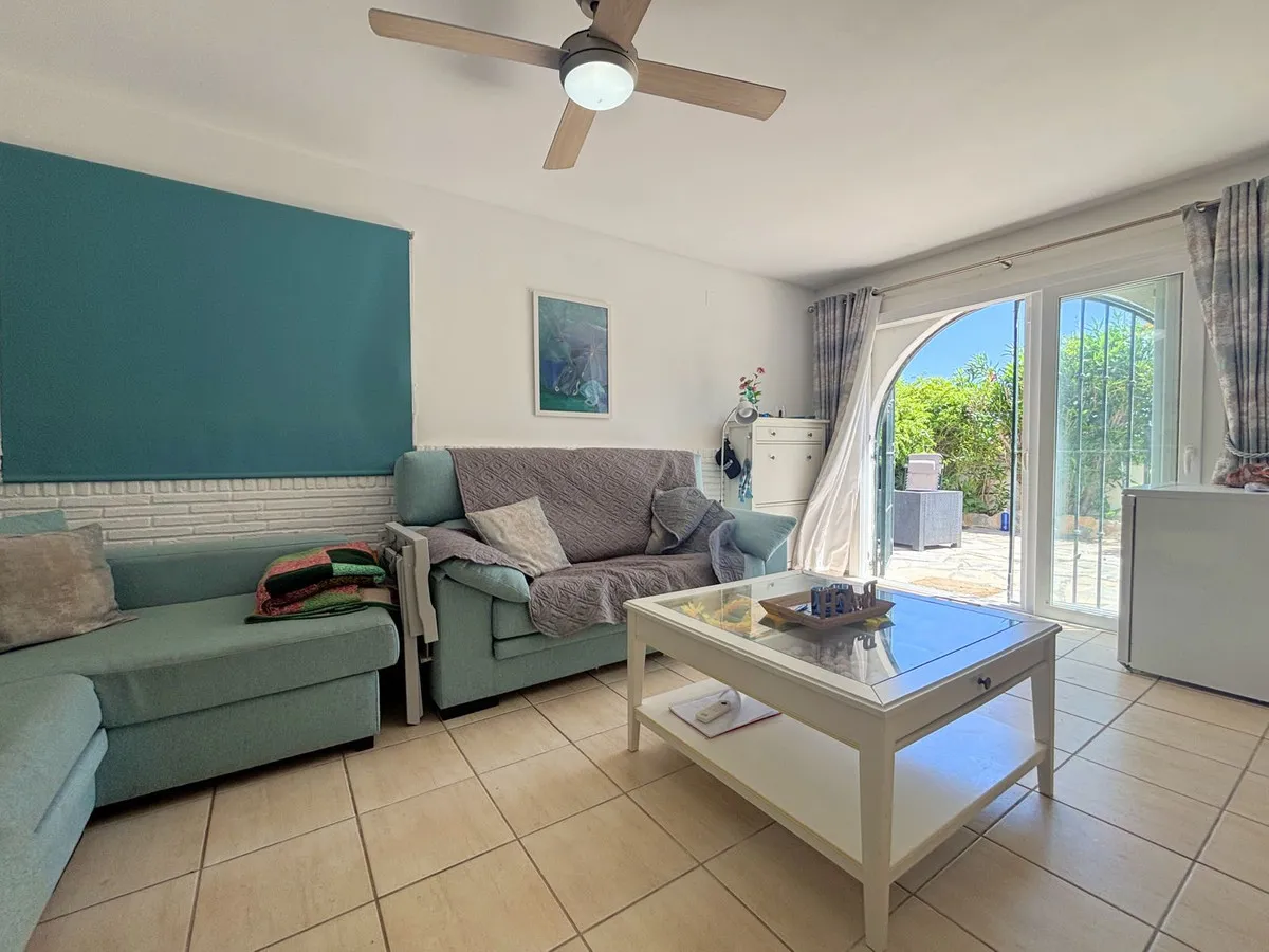 67df4090-3bb1-4da0-a745-6326392f2145