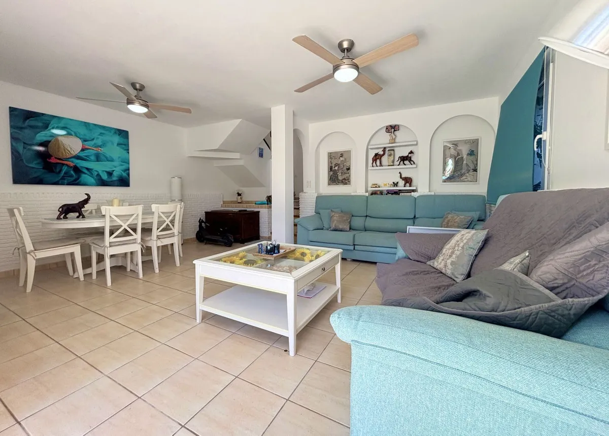 6d155079-185d-41ff-9f16-9d43421b6a30