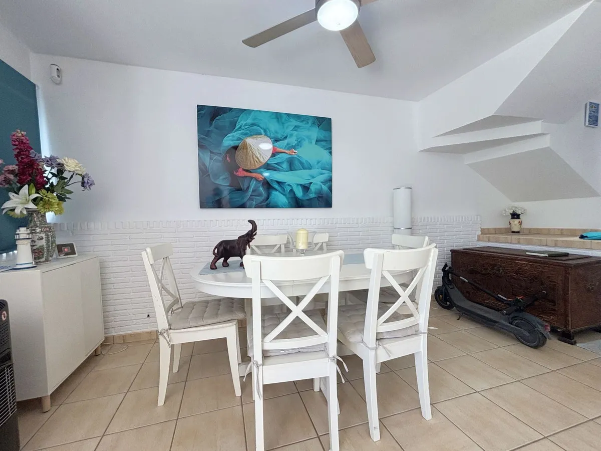 954d2003-8f1c-4267-8a18-02117a7e7c86