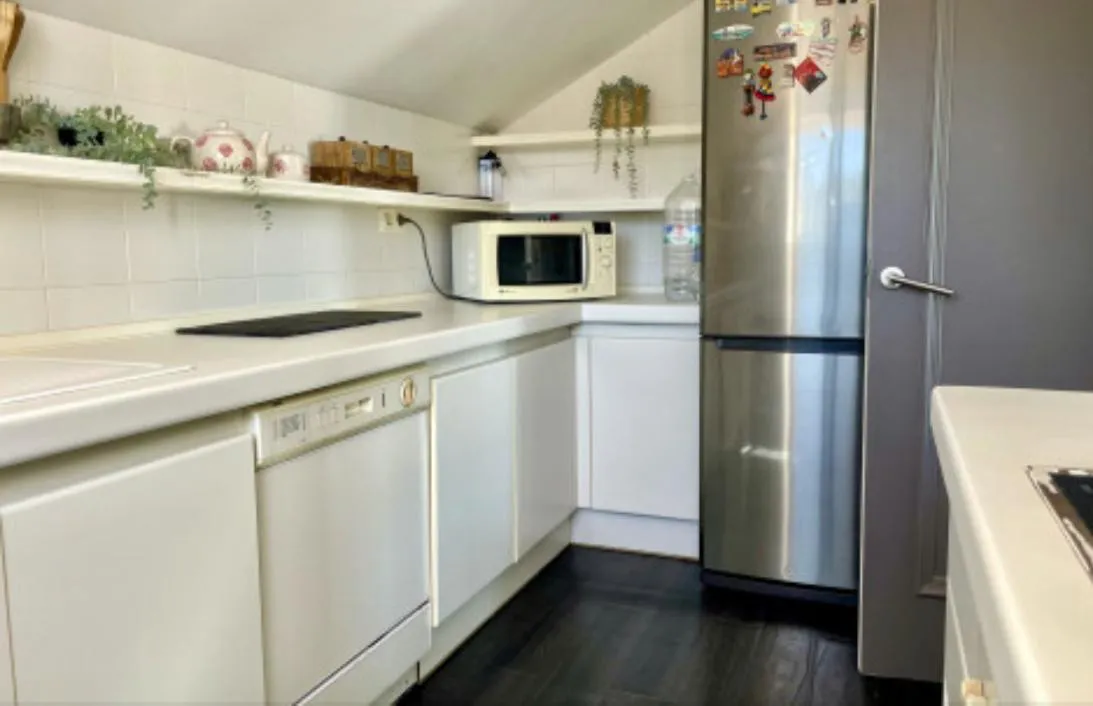 61f98d54-75bd-4602-9056-037f28dc40c8