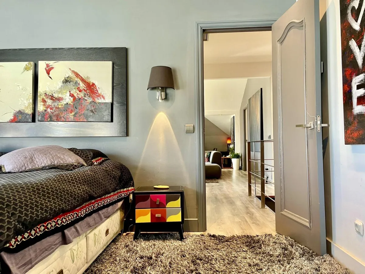 9fb81994-ef1d-46bc-8637-74e3a527b208