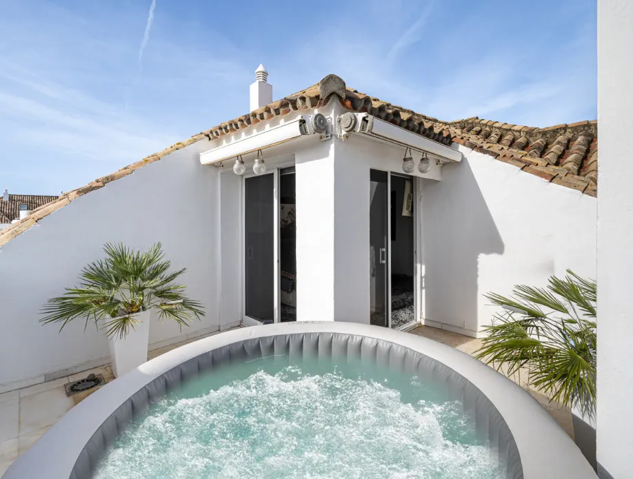 d863c04b-594f-426e-8111-ec9b5f05e432