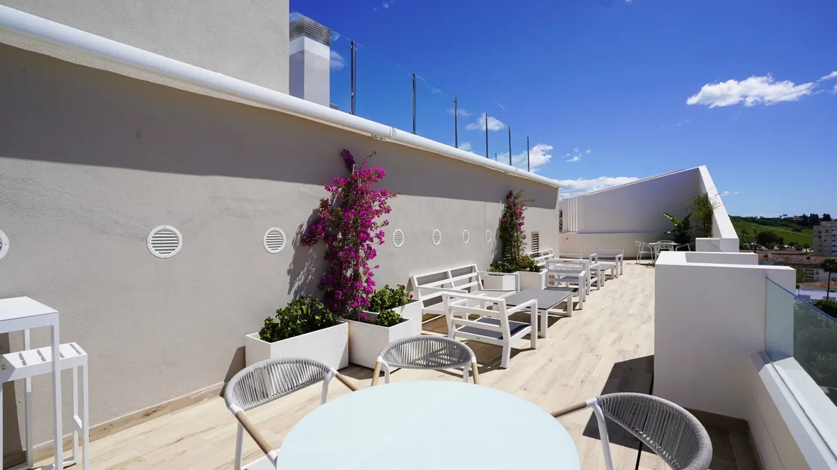 06ef977c-4c90-4c75-a3a7-f948872d3c09