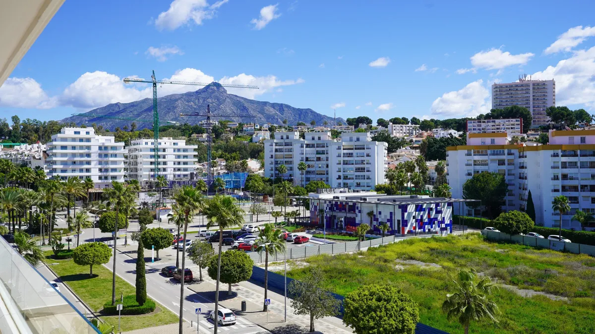 5f0acd04-ec2f-4df1-9cb3-25d4a22586a6