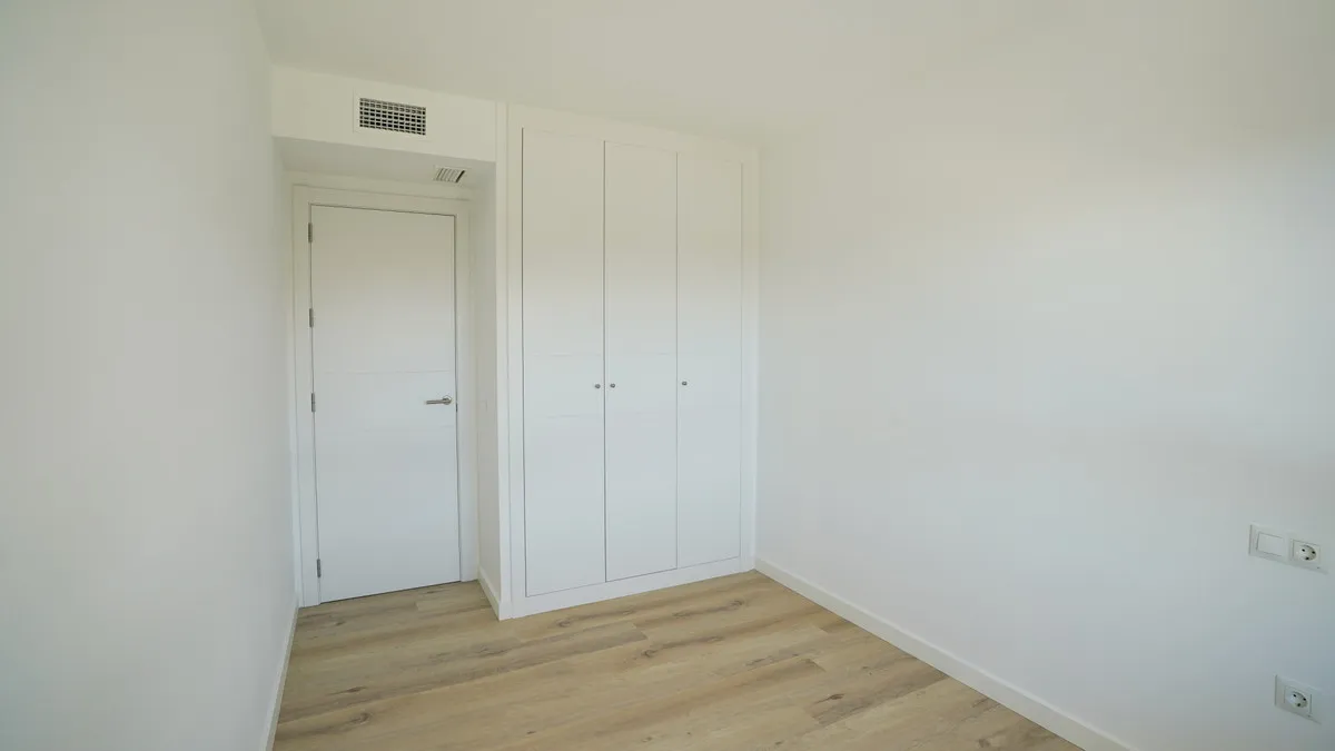 ad5b5ef4-354a-4c40-aeb7-3a9da03f28e5