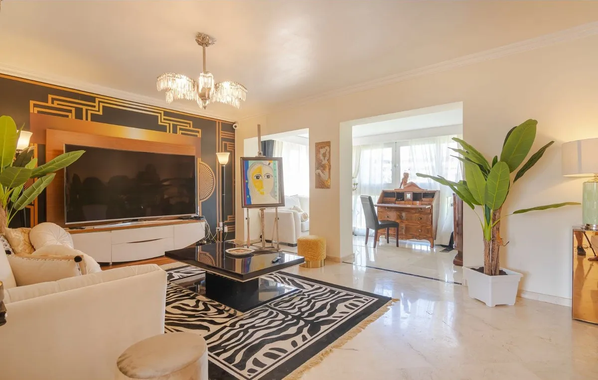 f1eb97ae-1b74-4b7d-afef-0e5e70ab4b10