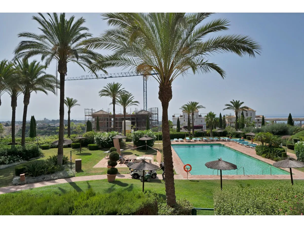 a04b71de-098c-4680-81e2-2968d67f671d