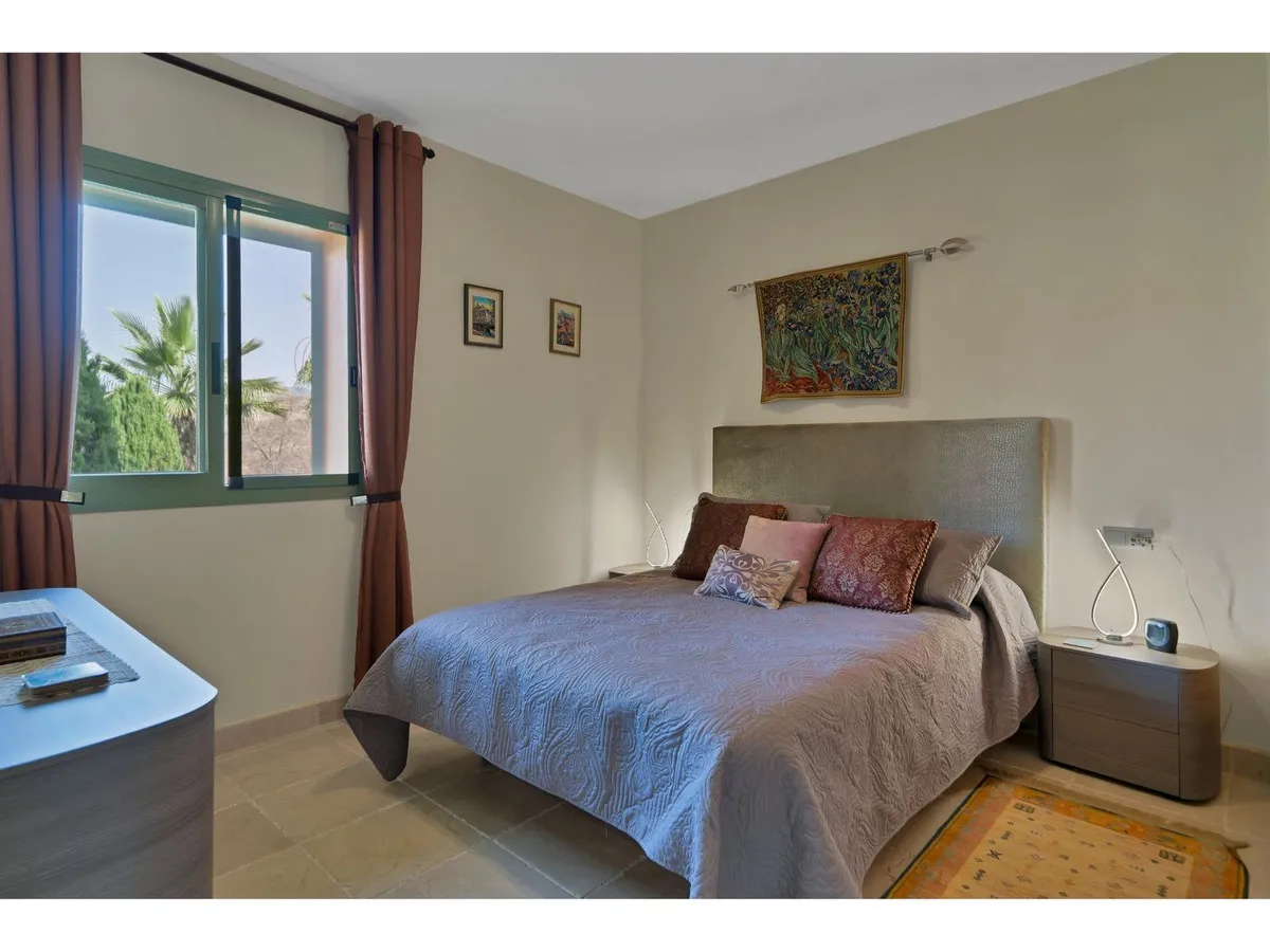 d829354d-c06c-4a40-8baa-88b56889eef1