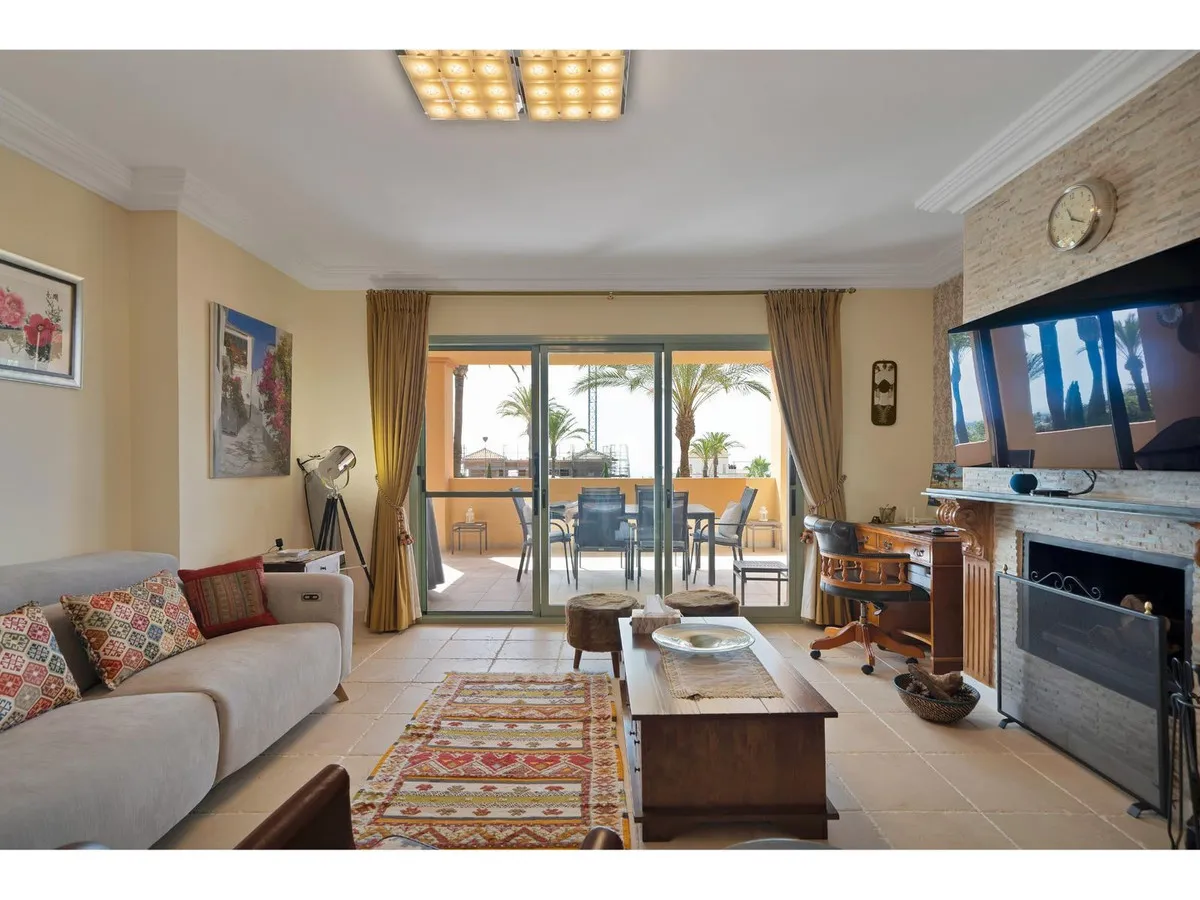 f54e4c53-6db0-45a7-a4e0-54aecaf338ac