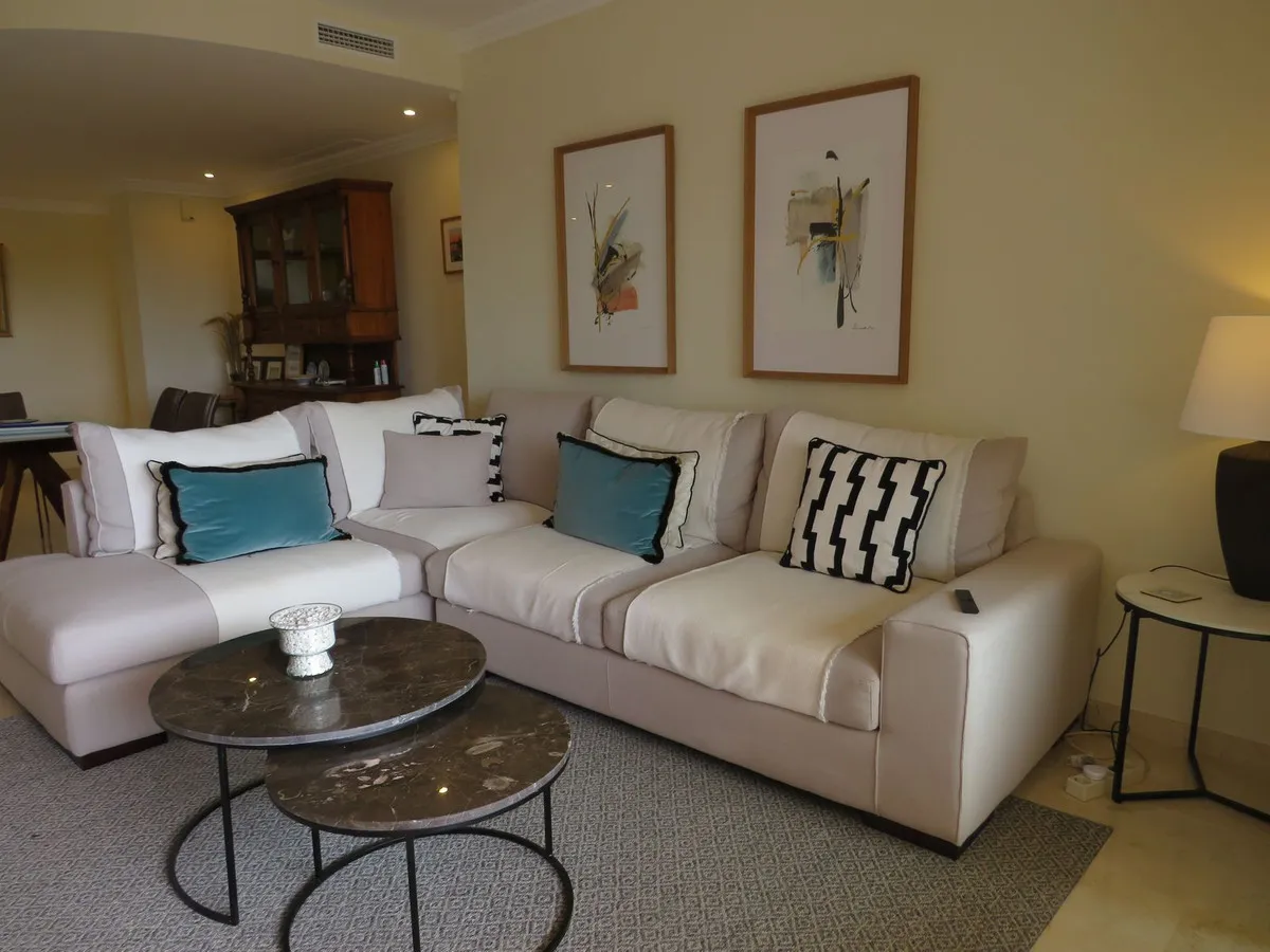 8baa69d7-266a-4ccc-9d44-bc2a61f2aa10