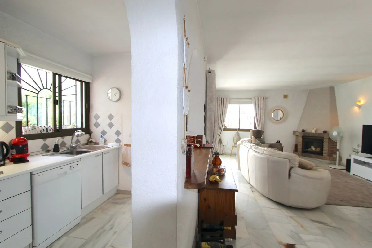 607a5c51-f307-4ec5-8dcf-d7dc18f1e0a9