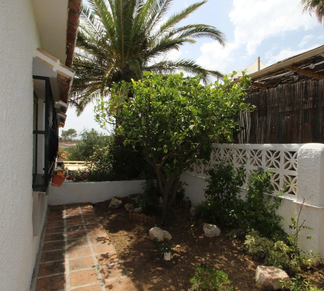 e507fa0f-a1ca-4d70-aa5b-4fa8598305a4