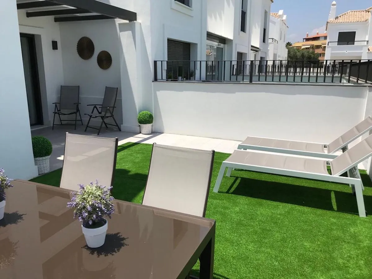 605e4971-4c05-4e68-8133-37f142393493