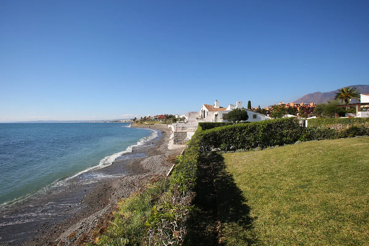 6ad98a5c-2e33-4dd2-8602-751c1cd17bba