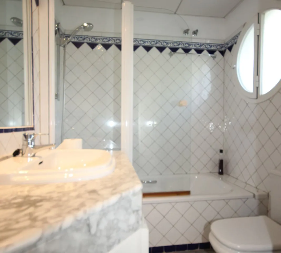 3a06654f-4fd1-46b6-9dee-63774e3cfa62