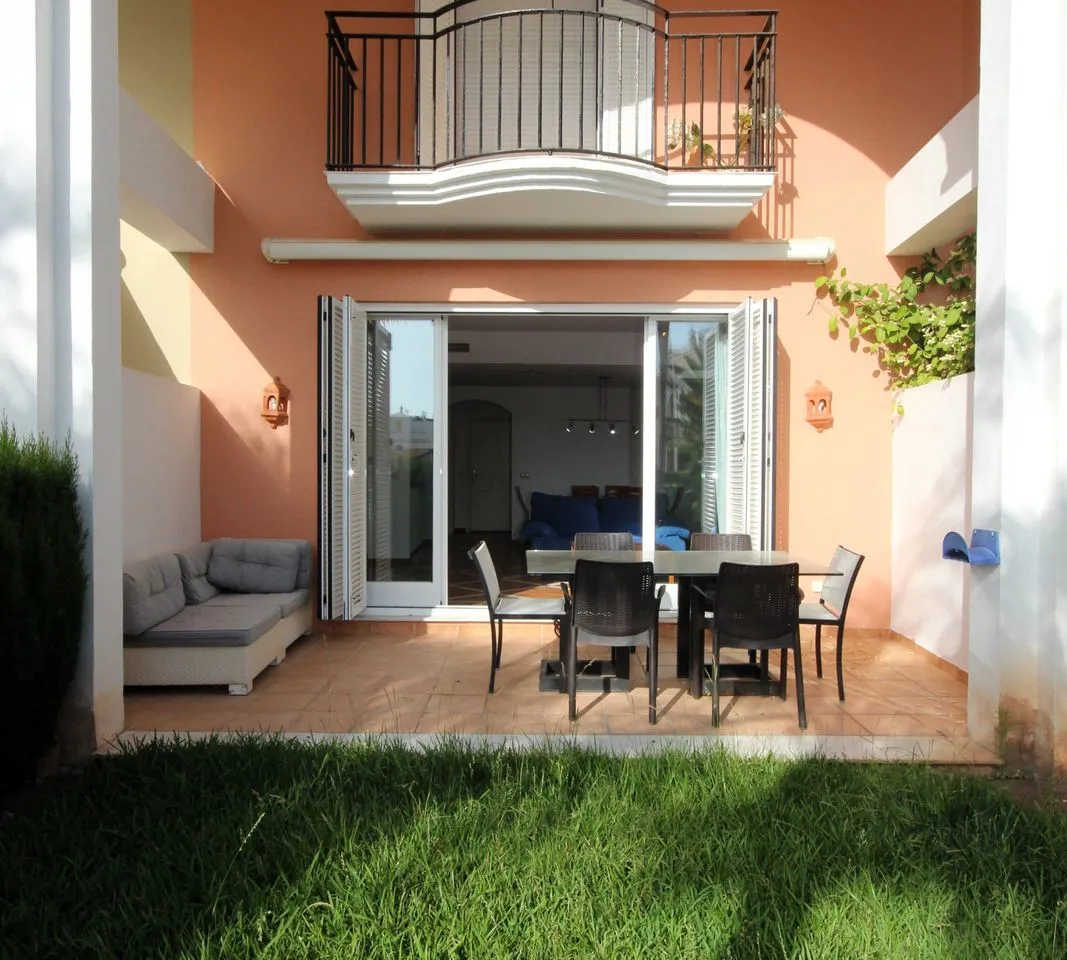 da6eb113-d916-4b05-897f-734ecabe9738