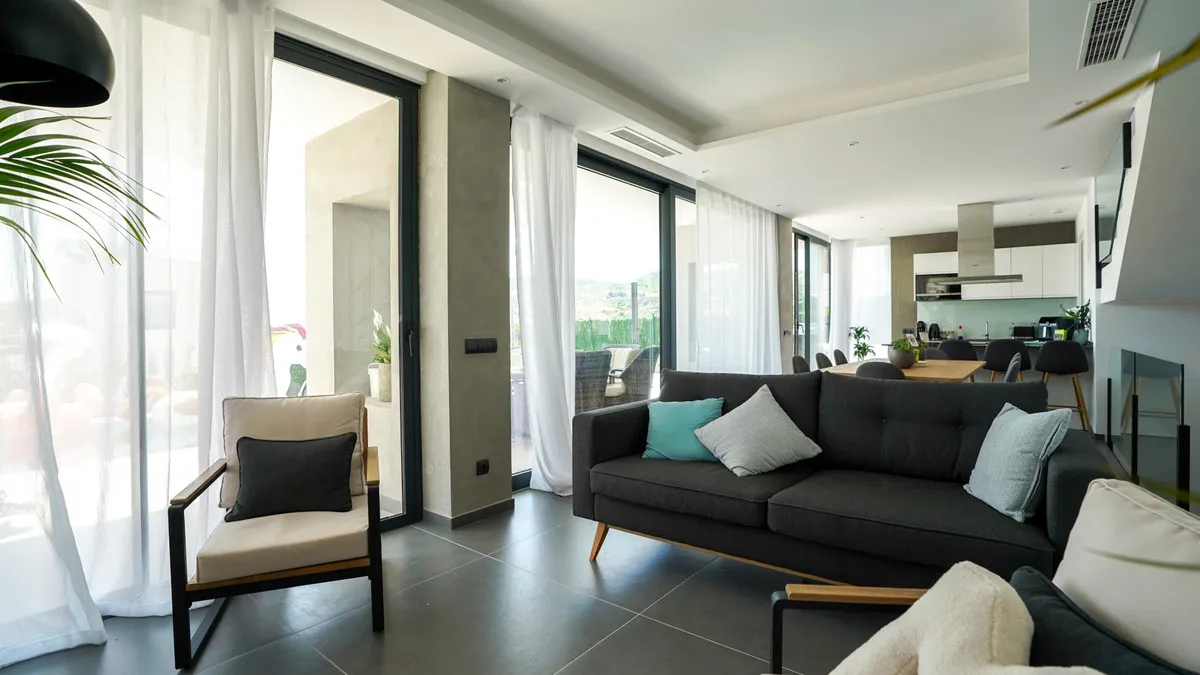 61e849a8-6235-4d48-839d-422b0eb9ad7f