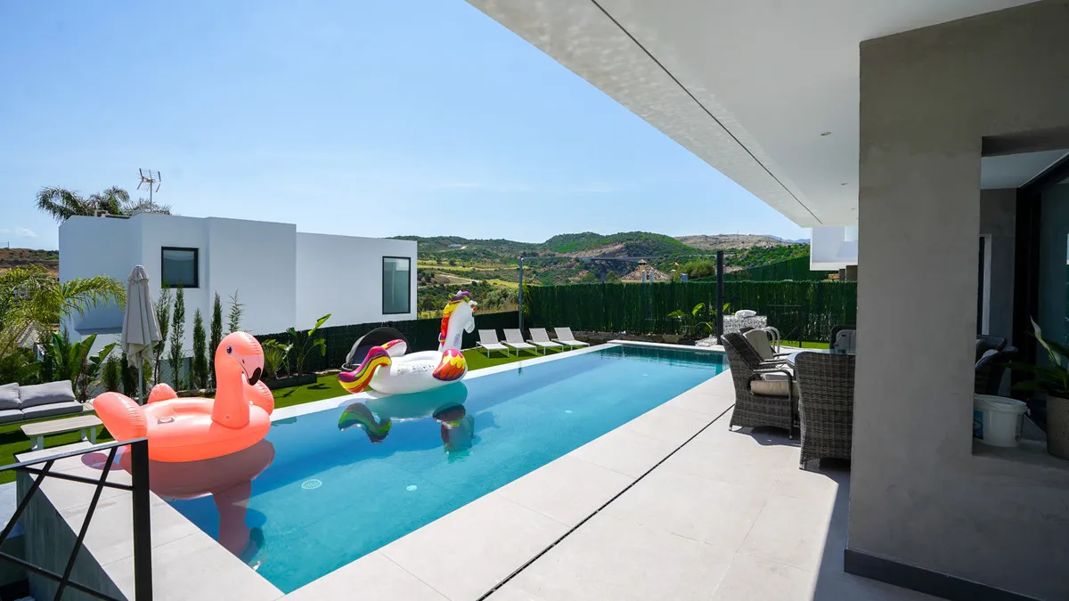 82173775-9e1b-4c38-bfd7-1cfc0c4a027a