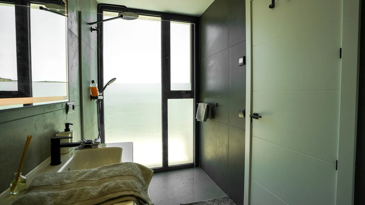 8a3ea1ed-1500-46dc-9851-6bbced1539f3