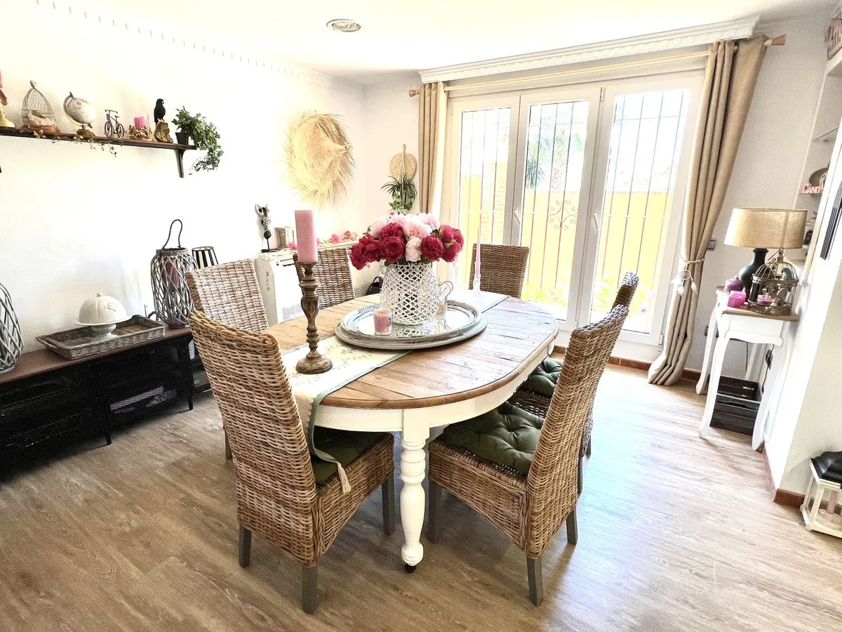 41e0ba0a-78b9-4f00-b4ac-6d56c14dc1c6