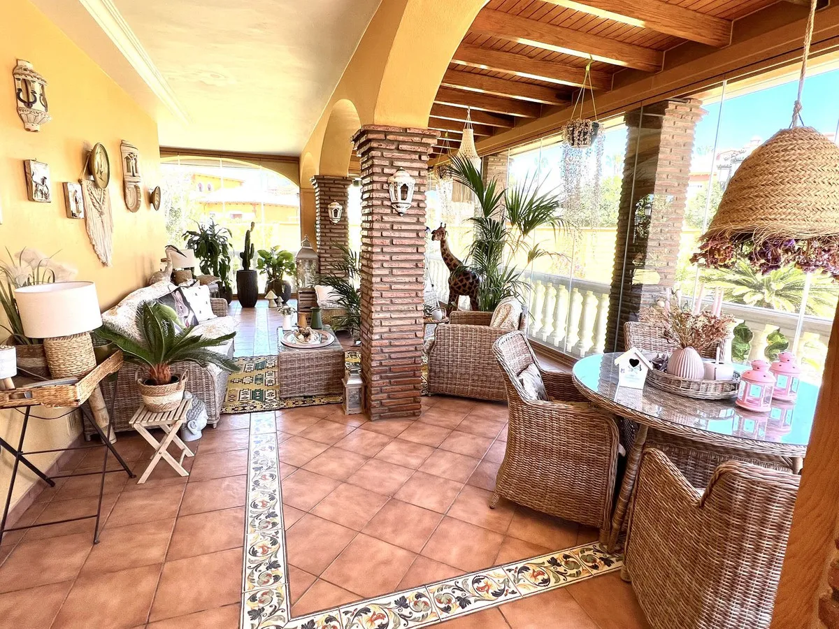 93804feb-6e52-407d-9c28-d622ddbf8371