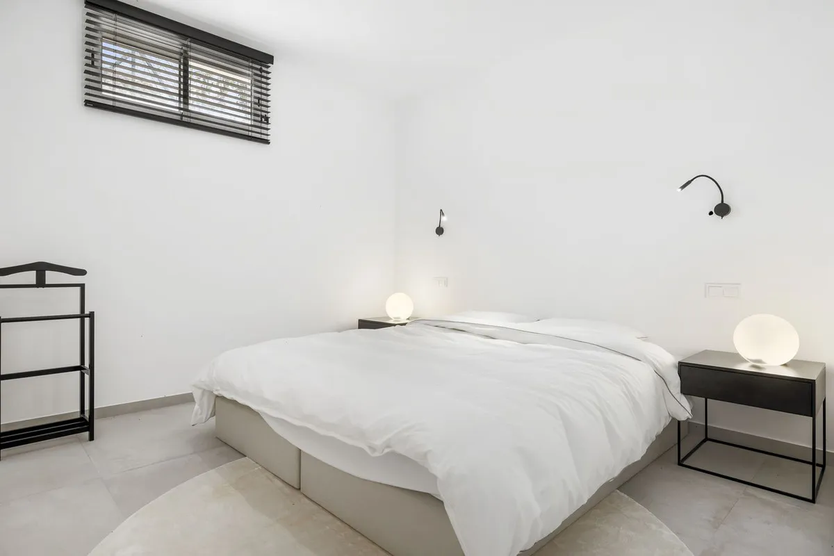 081cbbe8-2b76-4aa2-b8b6-7569a5da7c0a