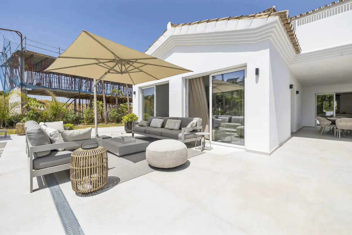 9a303298-3c3b-4867-b052-730427fcbbca