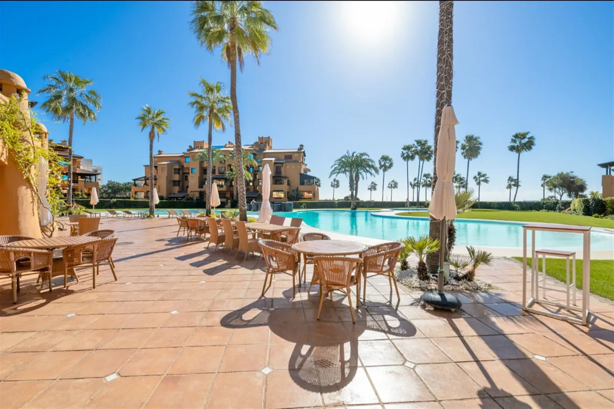 26036b43-2c55-4ff0-a4ea-98210a82a043