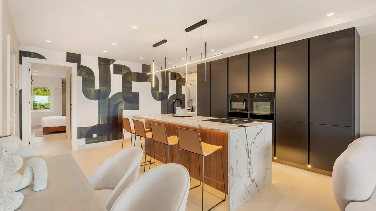 466ae2d7-3290-42ff-a395-3e3a81cfa164