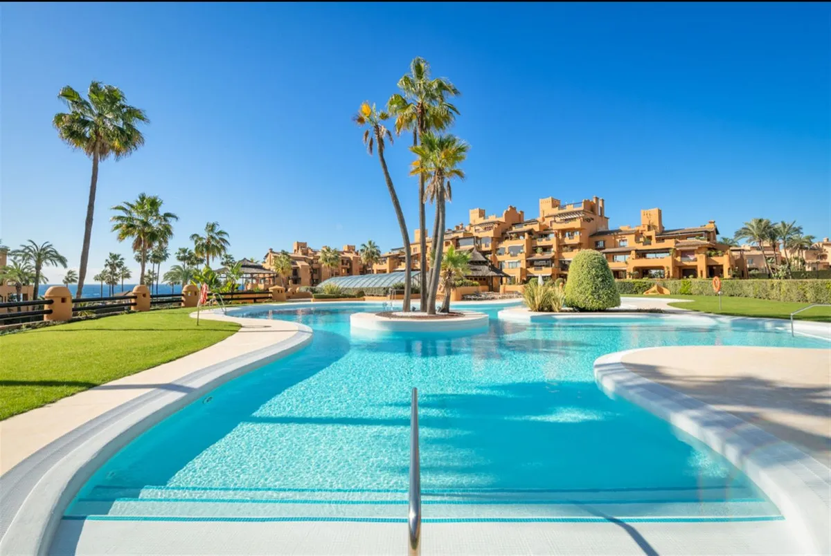 99dac936-006e-40a9-95be-8e5958b2e481