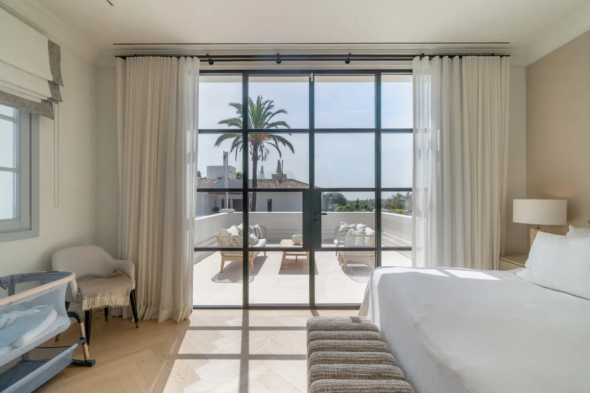 4647ba67-7b33-4c43-97f3-d6dd1c3d08df