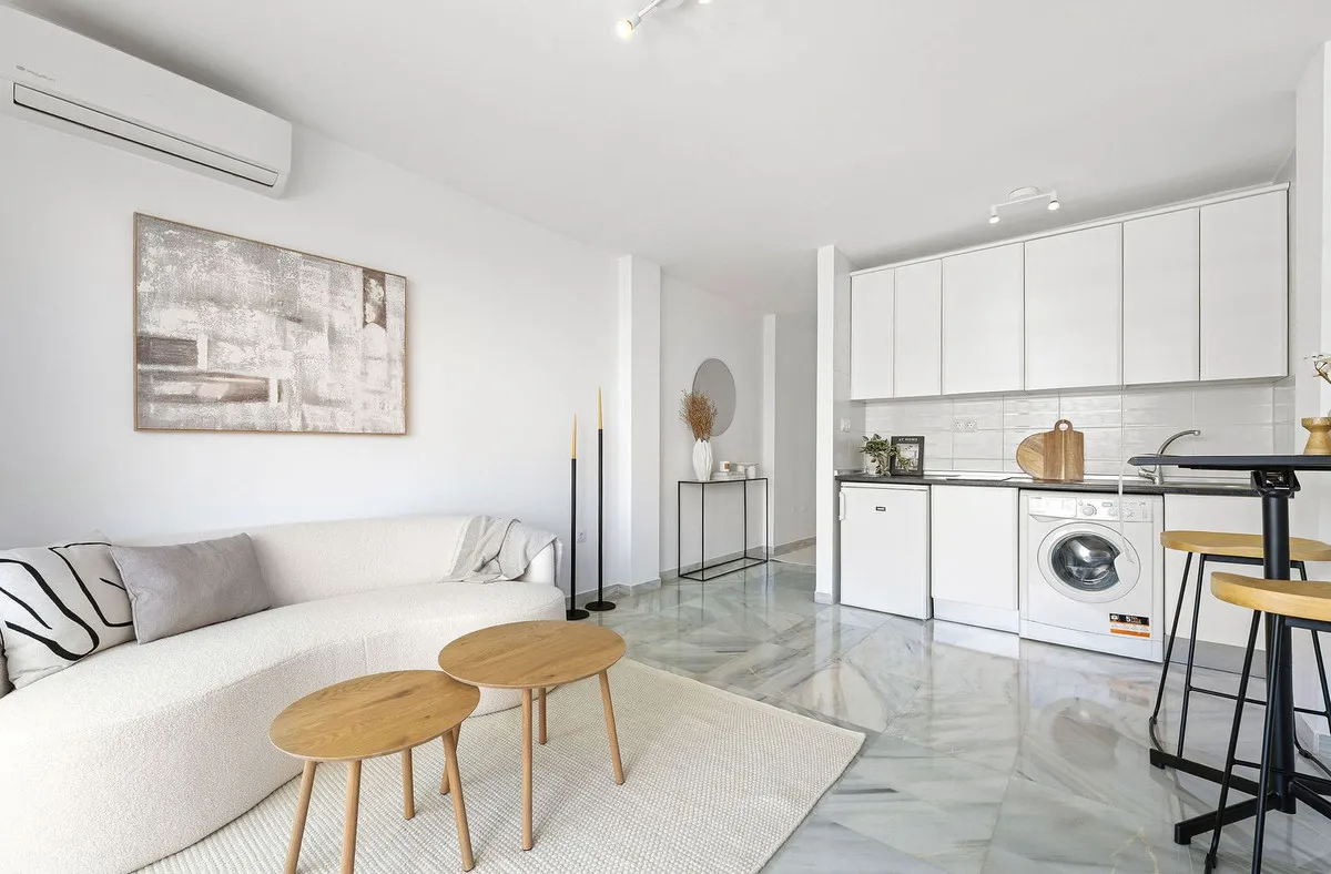 9d35eb9a-1ed0-4c6d-a00a-012469173ec7