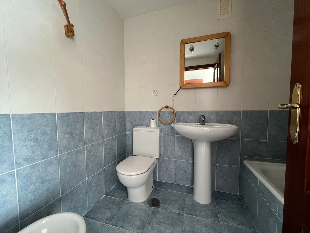 3a8ce8ab-d3c8-4101-9f64-e61592a99c56