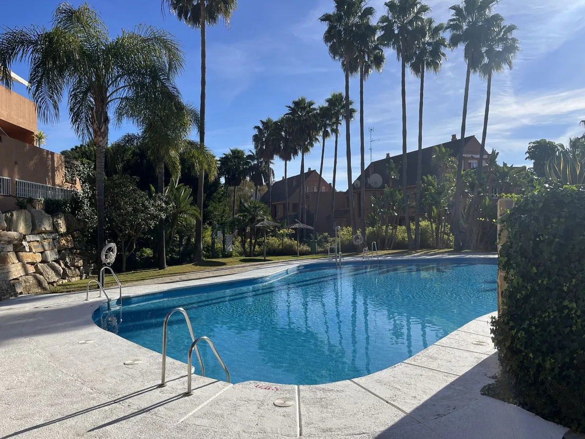 5d264635-03cc-4eb9-b681-fe75a5f0355a