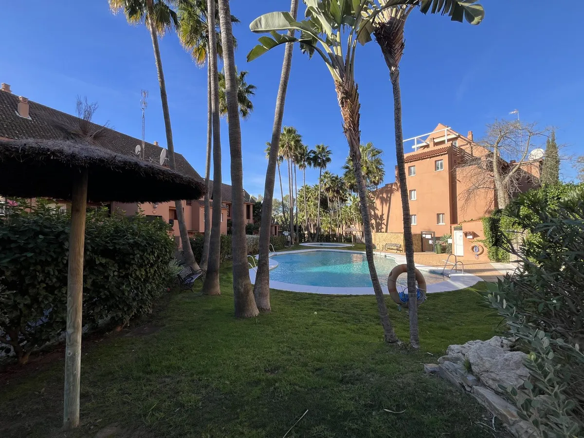 75327bd5-358c-46e1-8364-c0fe877ee5b8