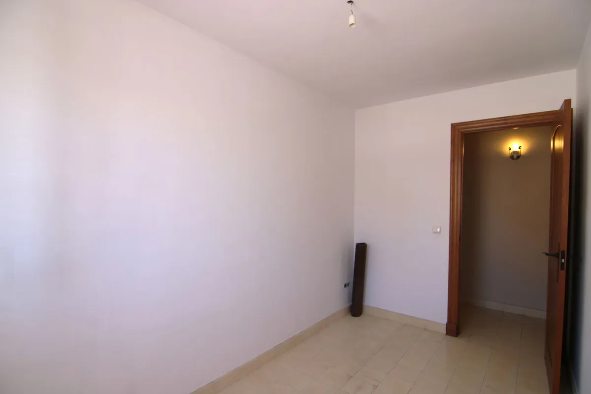 0f6ce794-e141-424c-bc83-77487497c9fa