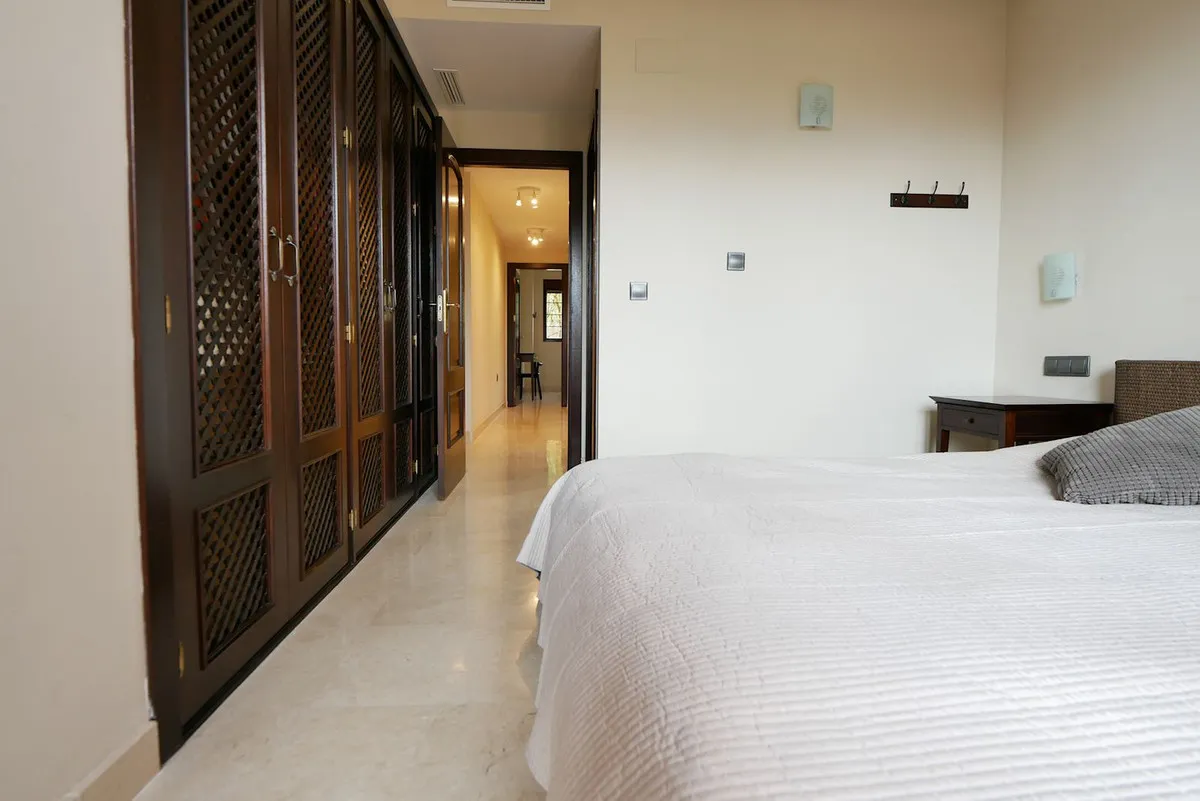 48083c50-2cac-4e20-be0d-0375c7c905e0