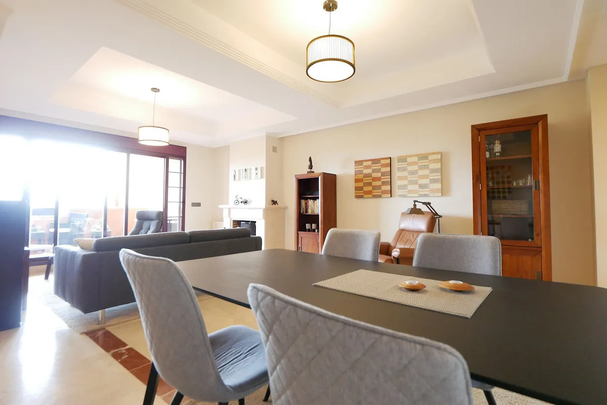 55aaeb84-0483-4509-b53e-318c210dc3e1